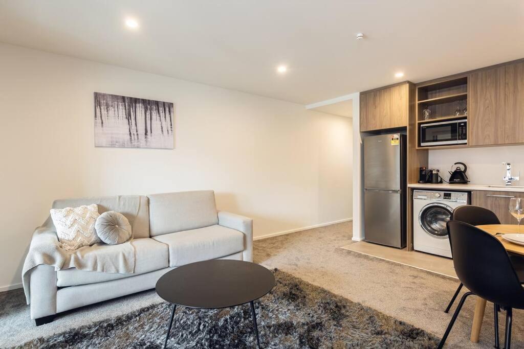 Stellar Central City Apartment - Hagley Park Christchurch Buitenkant foto