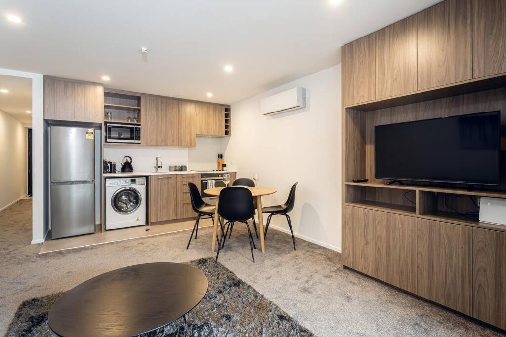 Stellar Central City Apartment - Hagley Park Christchurch Buitenkant foto