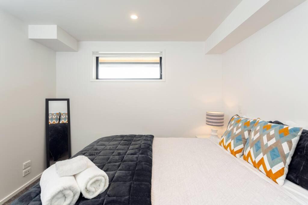 Stellar Central City Apartment - Hagley Park Christchurch Buitenkant foto