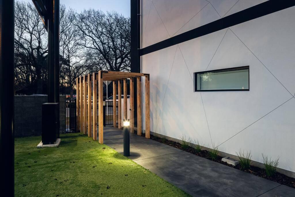 Stellar Central City Apartment - Hagley Park Christchurch Buitenkant foto